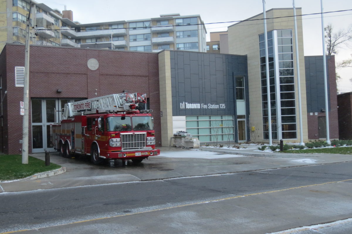 Включи пожарная 3. Toronto Fire Station 114. Fire Station 27 проект. Boston Fire Department 1929. North point Fire Station.